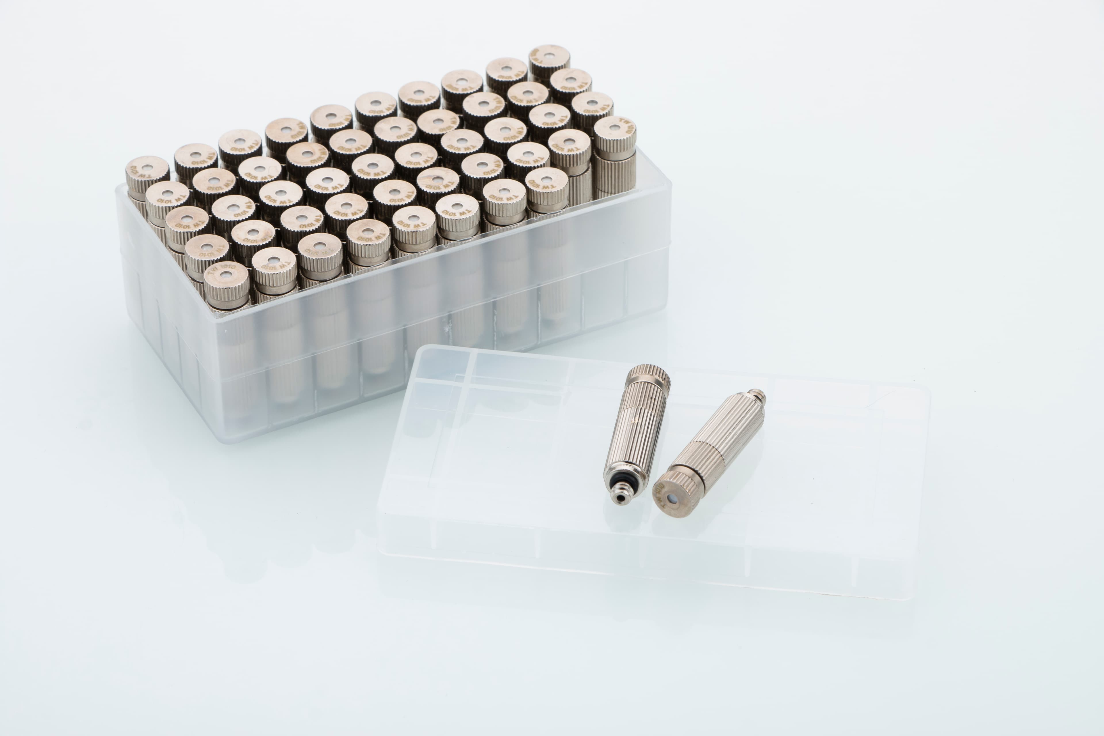 Three-stage ceramic high pressure nozzle packing box