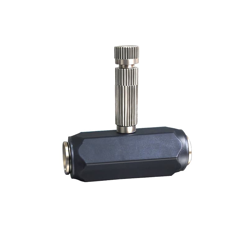 TW3010 nozzle installed on black quick connect fitting